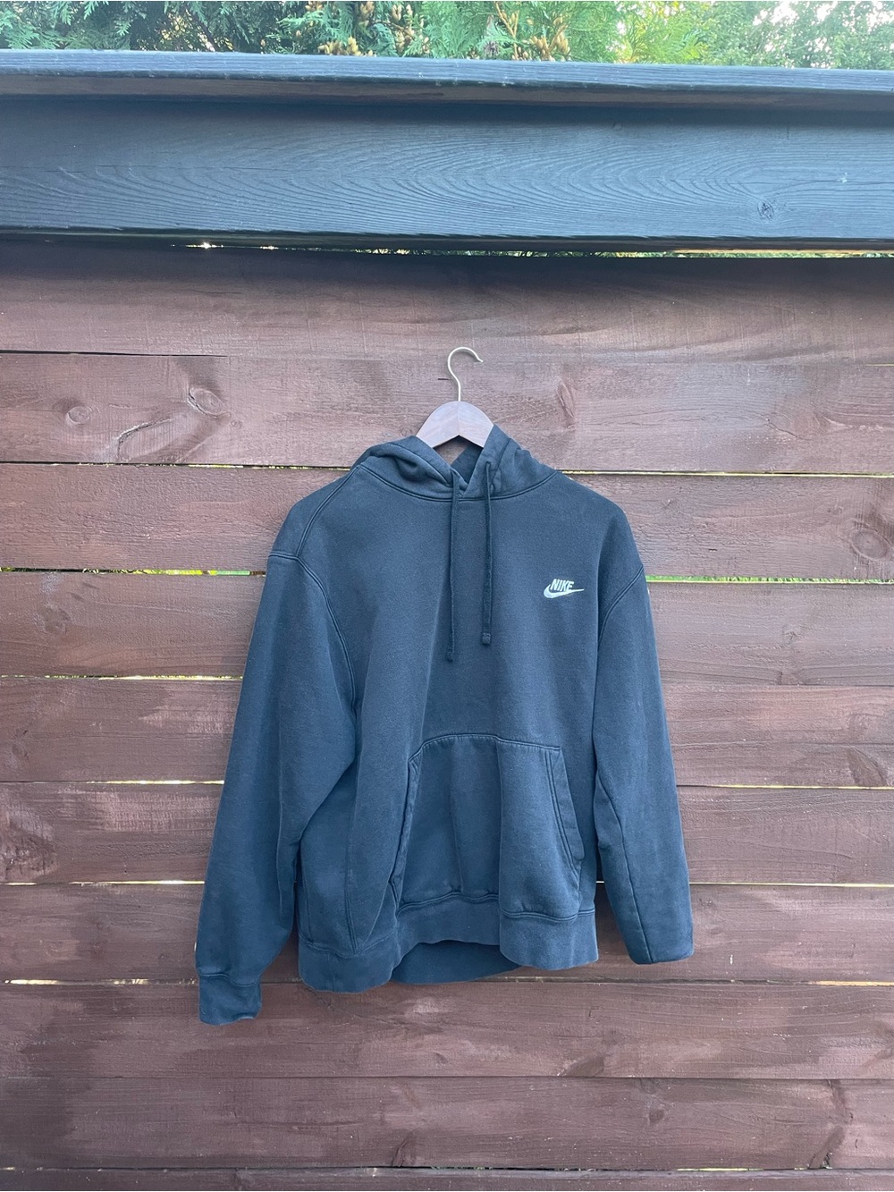 Nike Men’s Black Pullover Hoodie - Classic Logo size L but fits like a Medium